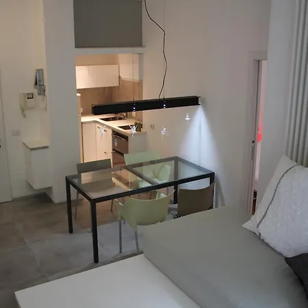 Apartment Quattro Milan Exterior photo